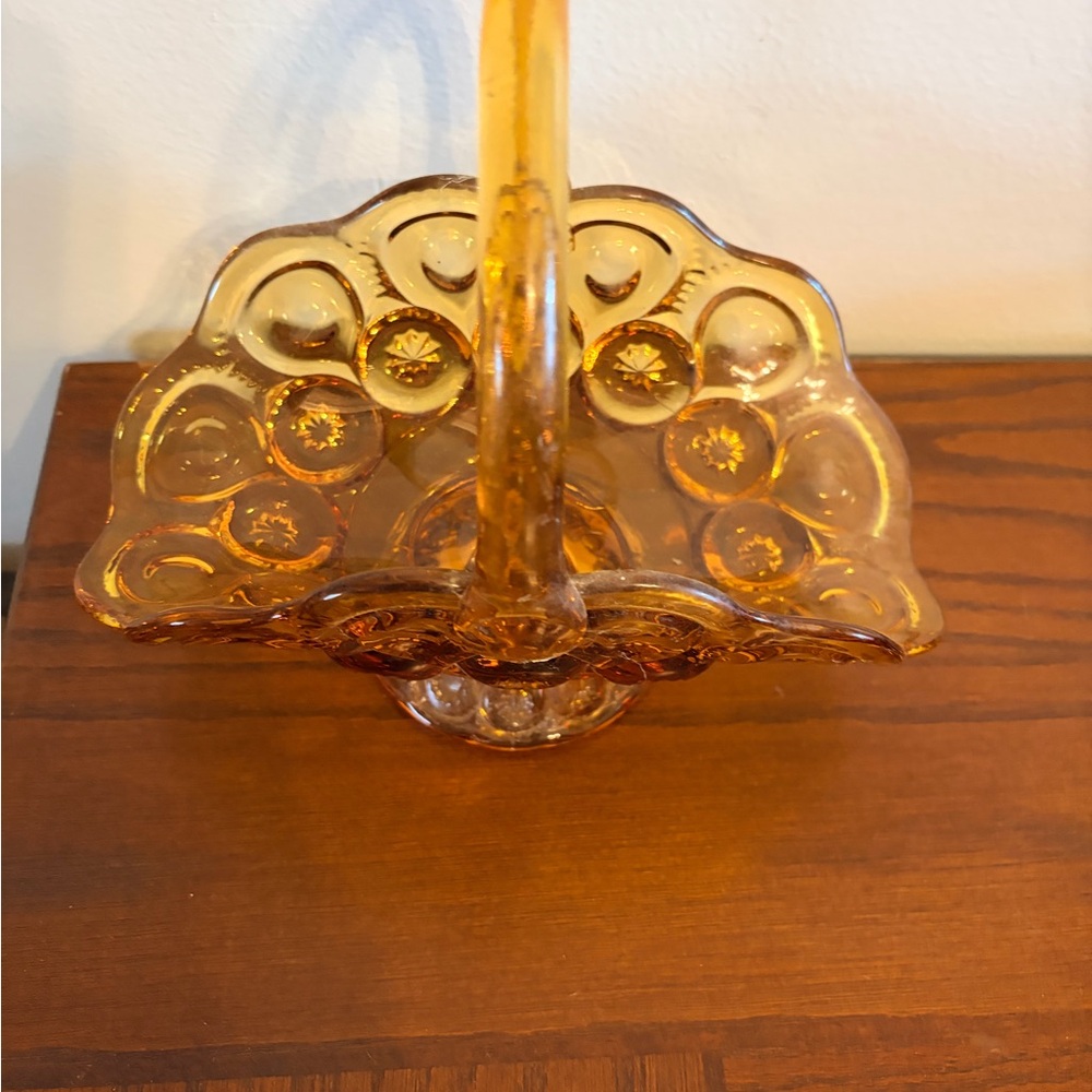 Vintage L.E. Smith Amber Moon and Stars Glass Basket – Mid-Century Modern 9” - Picture 2 of 4